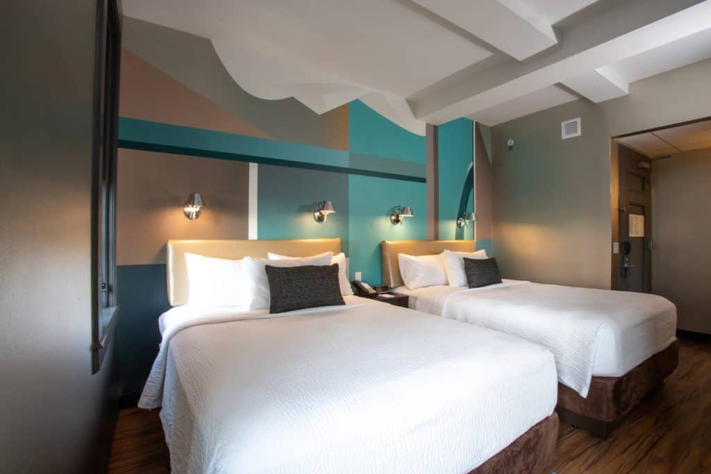 Queen/Queen Guest Room